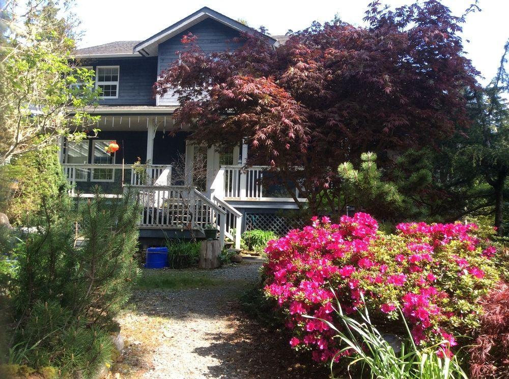 Seafarers Bed & Breakfast Tofino Exterior photo