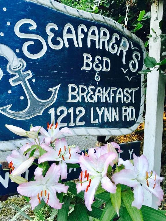 Seafarers Bed & Breakfast Tofino Exterior photo
