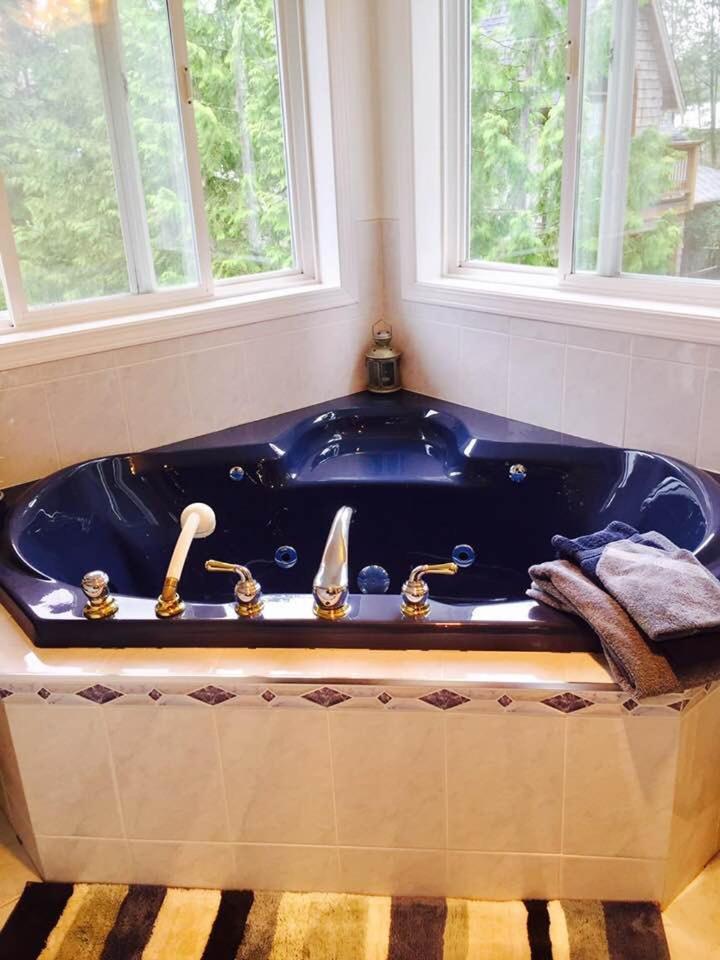 Seafarers Bed & Breakfast Tofino Exterior photo