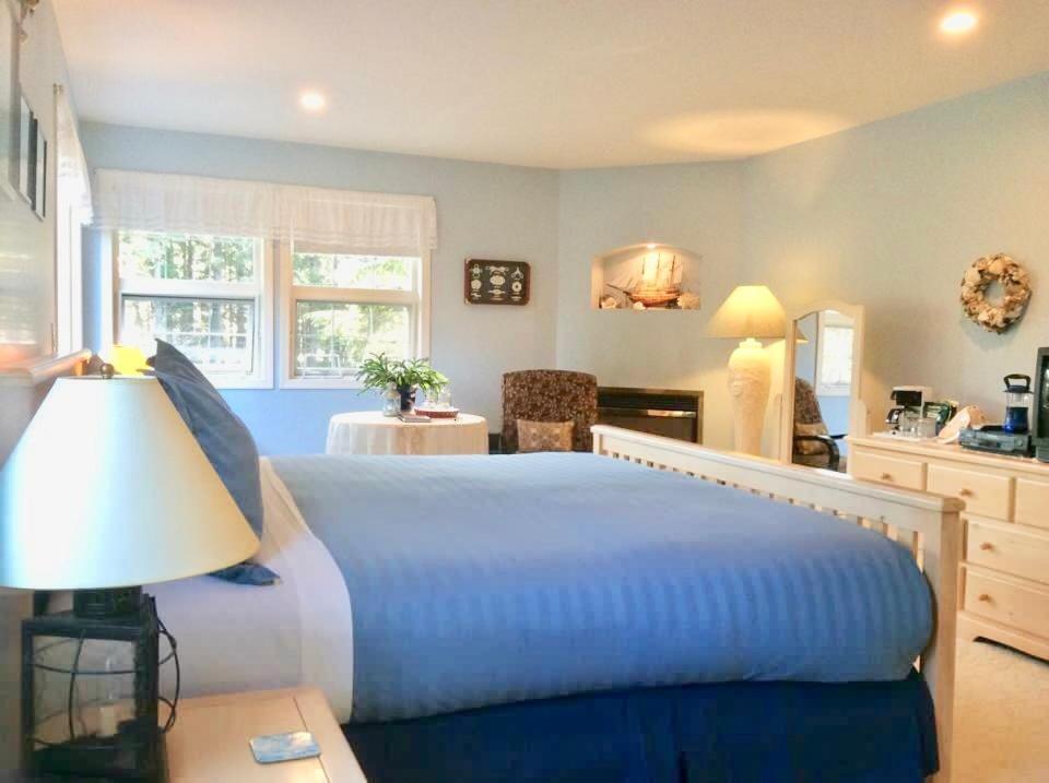 Seafarers Bed & Breakfast Tofino Exterior photo
